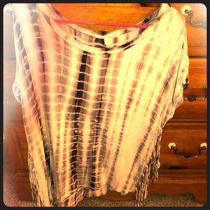 Oversized shirt with fringe